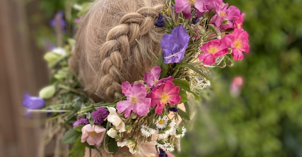 Hoe maak je een bloemenkrans