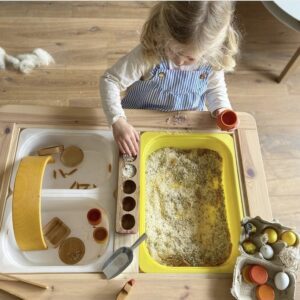 speeltafel opbergruimte sensory play